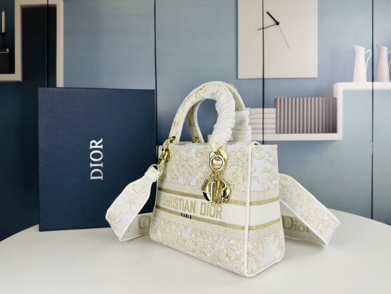 Dior Shopping Bags